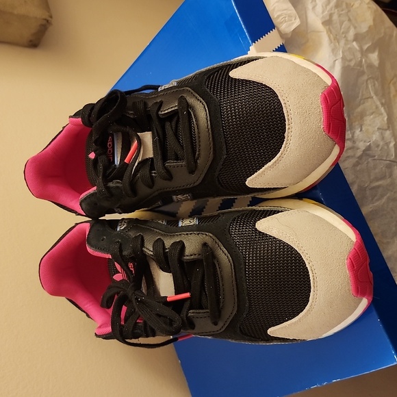 Adidas Tresc Run - Picture 2 of 6